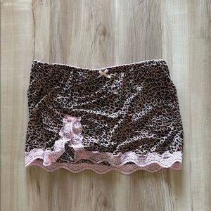 Leopard Print Mini Skirt with Pink Lace Trim